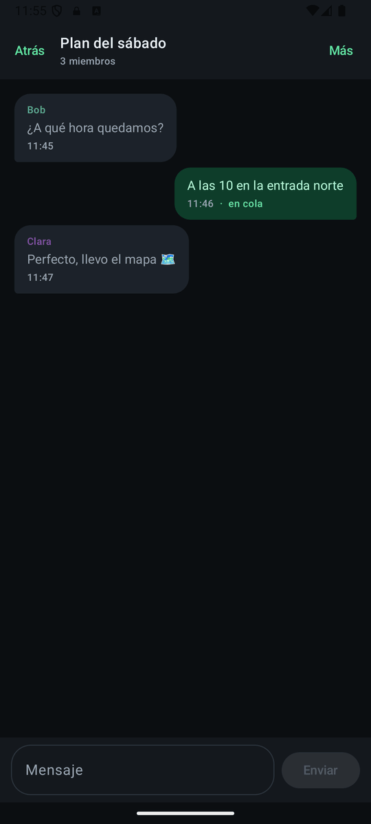 Un chat de grupo pequeño con tres miembros.